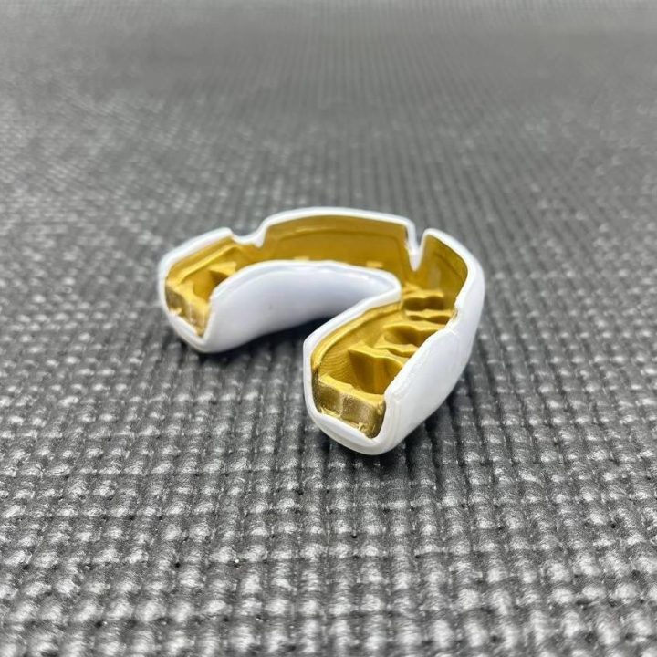 Капа OPRO Instant доросла (вік 11+) White/Gold (art.102520006) - Зображення 4
