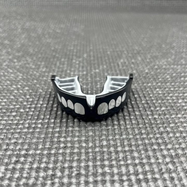 Капа OPRO Silver доросла (вік 11+) Grillz Black/Silver (art.102502013) - Зображення 3