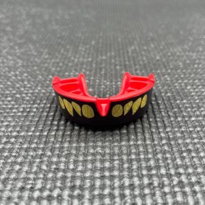Капа OPRO Gold доросла (вік 11+)  JAWS Black/Red (art.102504011) - Зображення 3
