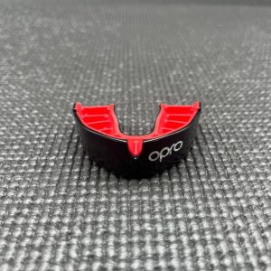 Капа OPRO Silver доросла (вік 11+) Black/Red (art.102502001) - Зображення 3