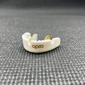 Капа OPRO Gold Braces під брекети доросла (вік 11+) White/Gold (art.102506004) - Зображення 4