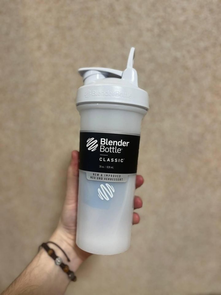 Шейкер спортивний BlenderBottle Classic Loop PRO 28oz/820ml White (500483) - Зображення 9