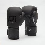 Боксерські рукавиці Leone GN059 Black/White 12 унцій (капу в комплекті) - Зображення 2