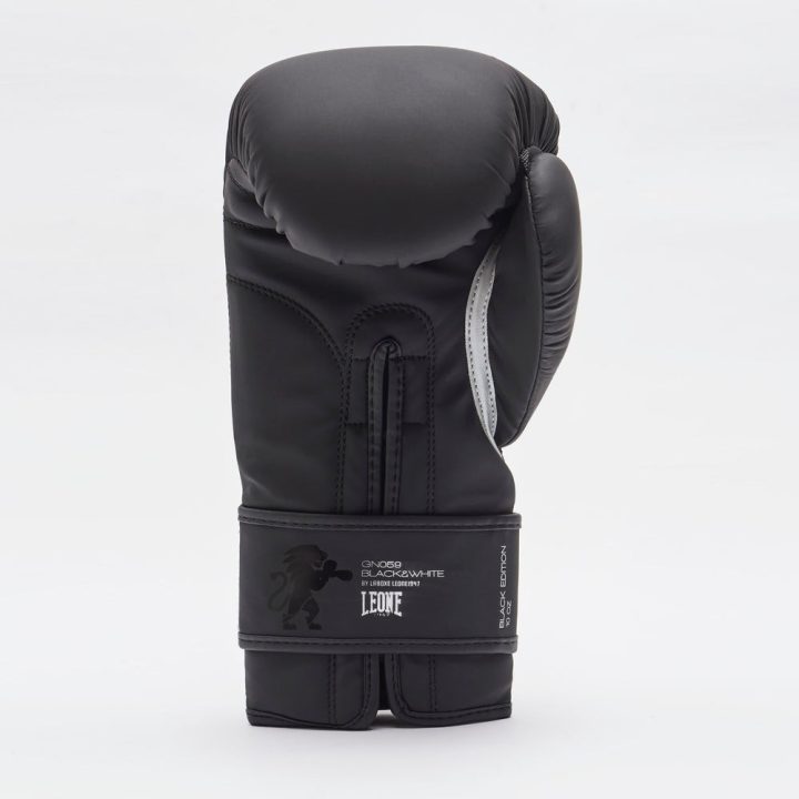 Боксерські рукавиці Leone GN059 Black/White 12 унцій (капу в комплекті) - Зображення 4