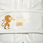 Боксерські рукавиці Leone GN059W White/Gold 10 унцій (капу в комплекті) - Зображення 7