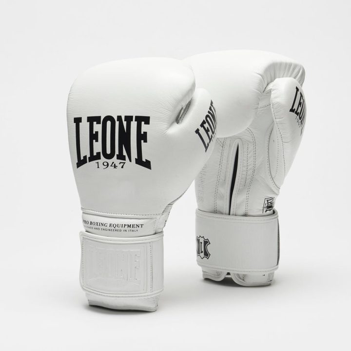 Боксерські рукавиці Leone GN111 THE GREATEST White 10 унцій (бинти 4 м. в комплекті) - Зображення 2
