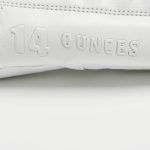 Боксерські рукавиці Leone GN111 THE GREATEST White 12 унцій (бинти 4 м. в комплекті) - Зображення 7