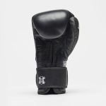 Боксерські рукавиці Leone GN111 THE GREATEST Black 18 унцій (бинти 4 м. в комплекті) - Зображення 3