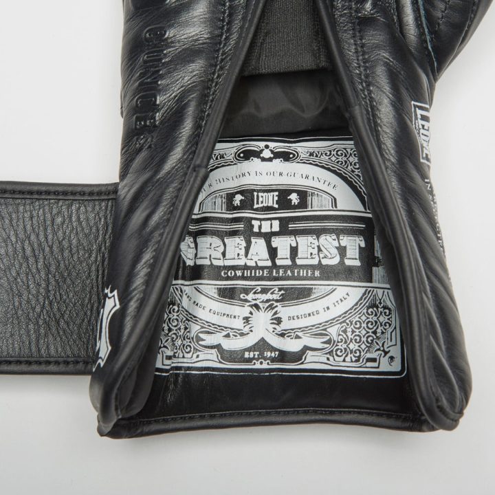 Боксерські рукавиці Leone GN111 THE GREATEST Black 14 унцій (бинти 4 м. в комплекті) - Зображення 7