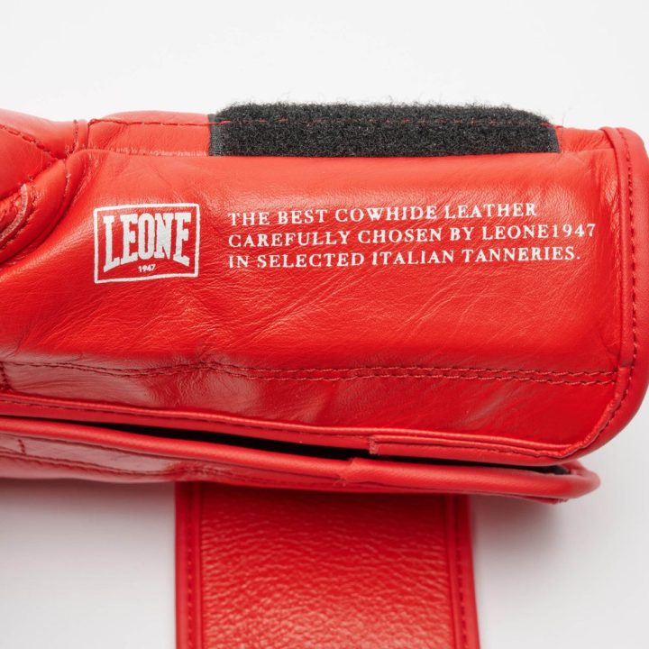 Боксерські рукавиці Leone GN111 THE GREATEST Red 16 унцій (бинти 4 м. в комплекті) - Зображення 7
