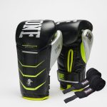 Боксерські рукавиці Leone GN110F REVO FLUO Black 12 унцій (бинти 4 м. в комплекті)